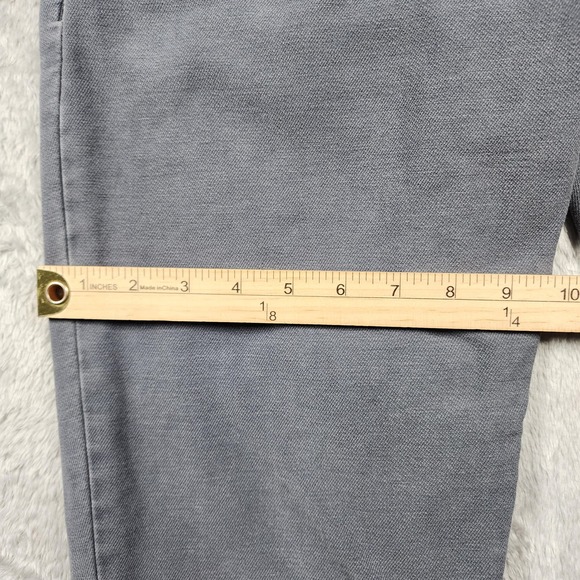 Faherty Jeans Mens 36x30 Gray Stretch Denim Straight Leg Pants Soft (Tag 38x32) - Picture 3 of 14